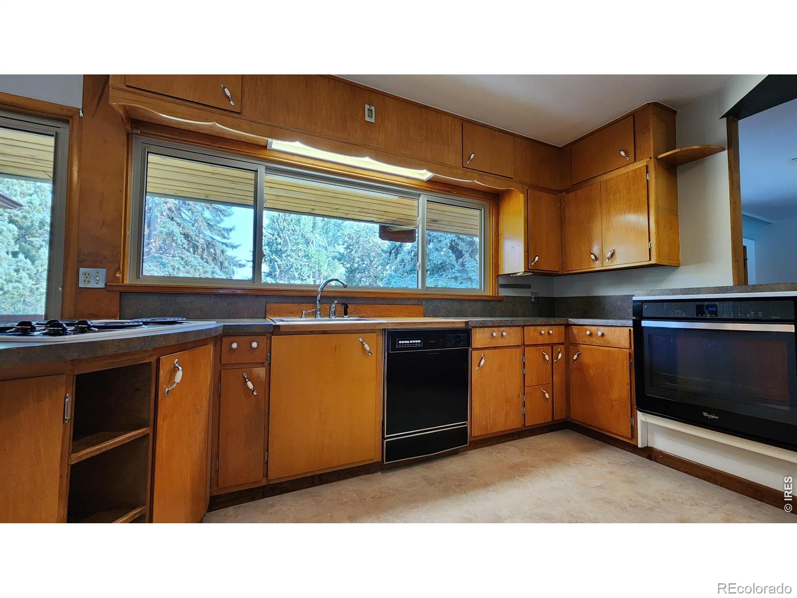 MLS Image #14 for 441 w 11th street,loveland, Colorado