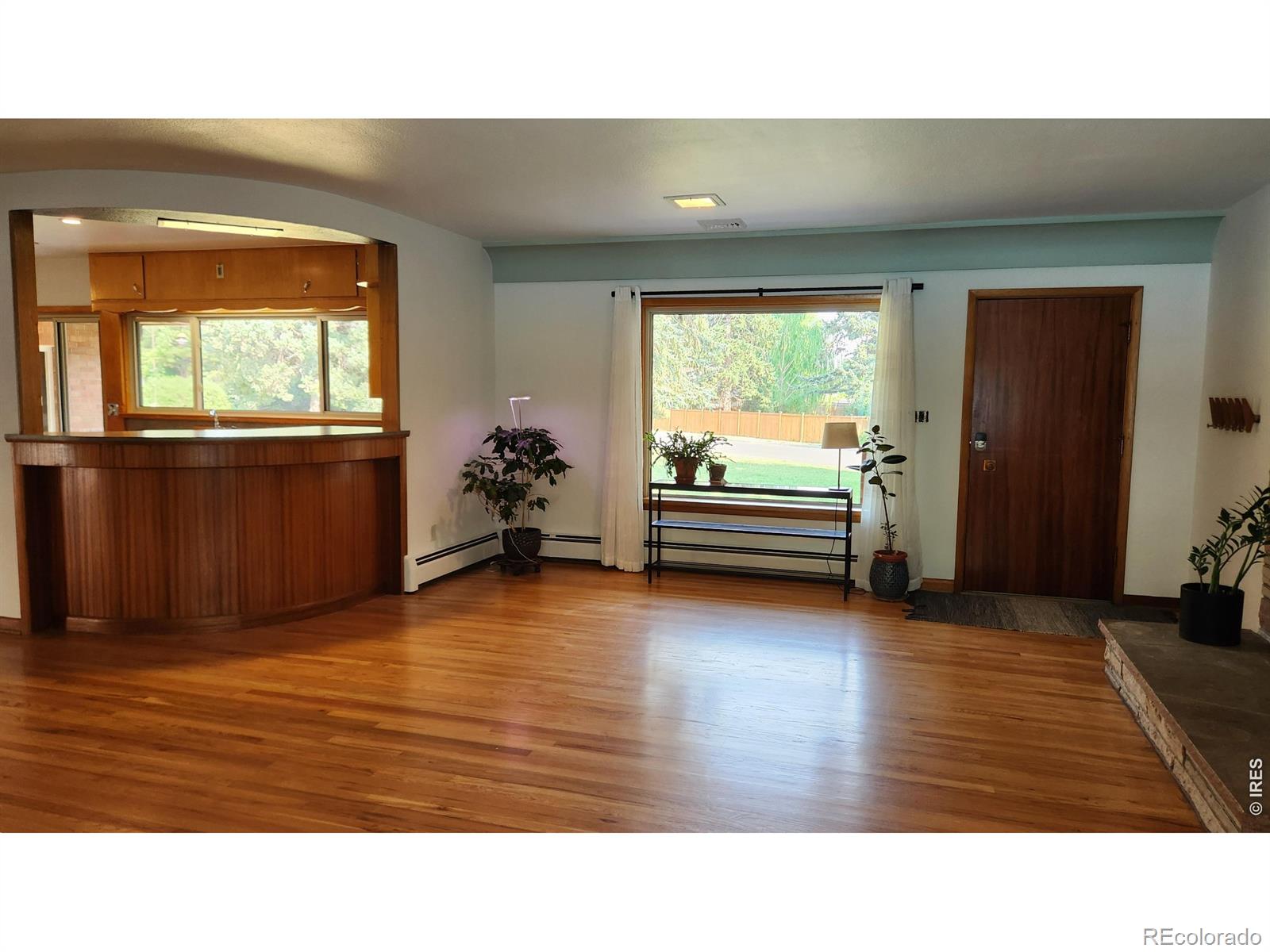 MLS Image #3 for 441 w 11th street,loveland, Colorado