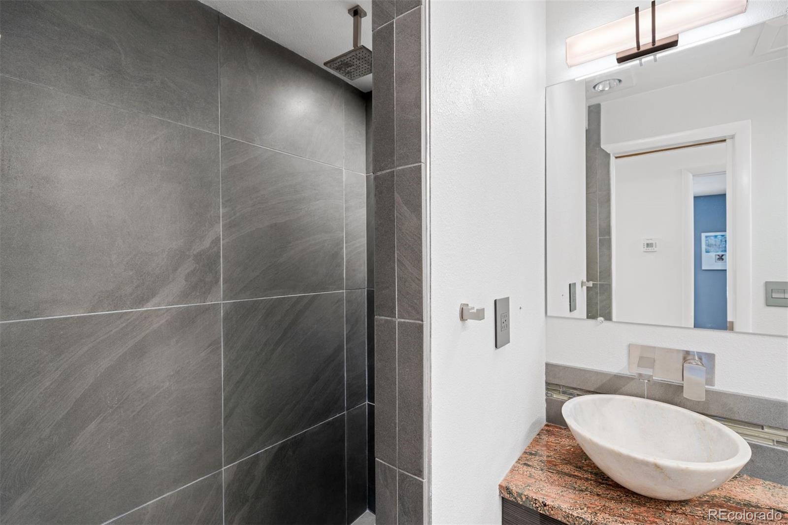 MLS Image #17 for 5  circle drive,denver, Colorado
