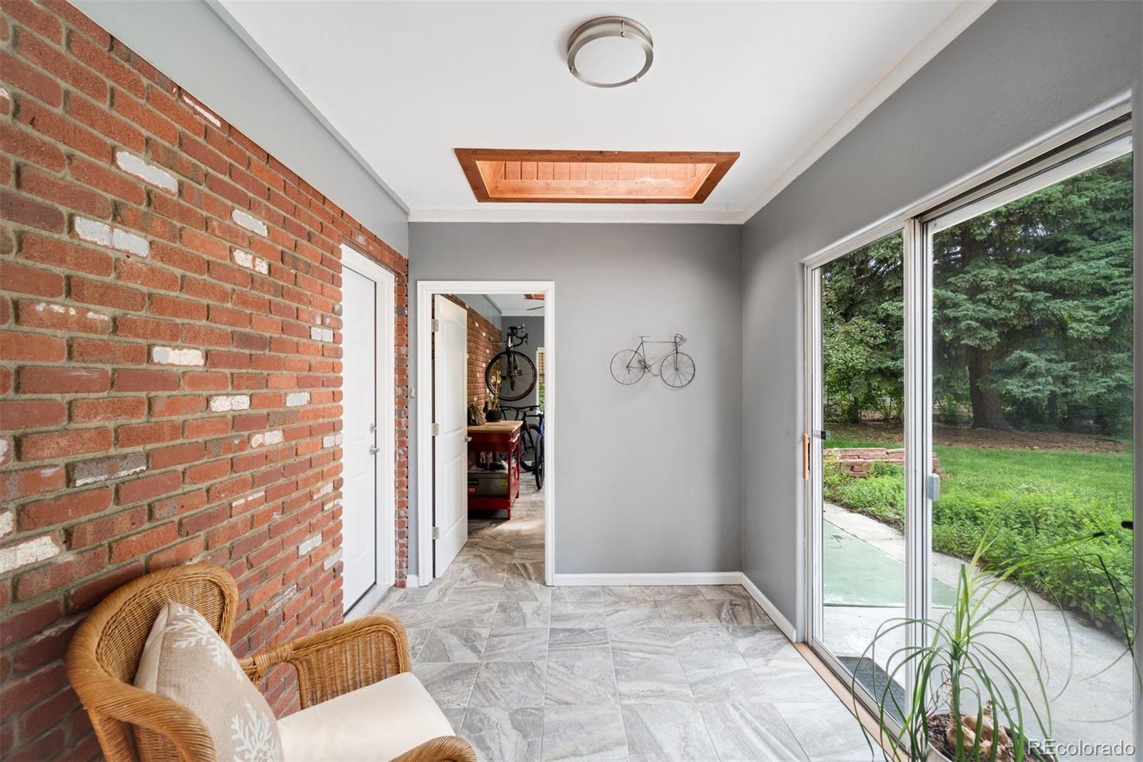 MLS Image #20 for 5  circle drive,denver, Colorado