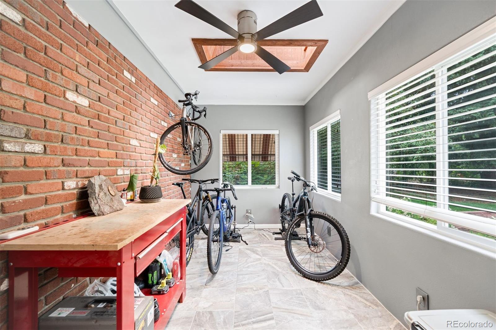 MLS Image #21 for 5  circle drive,denver, Colorado