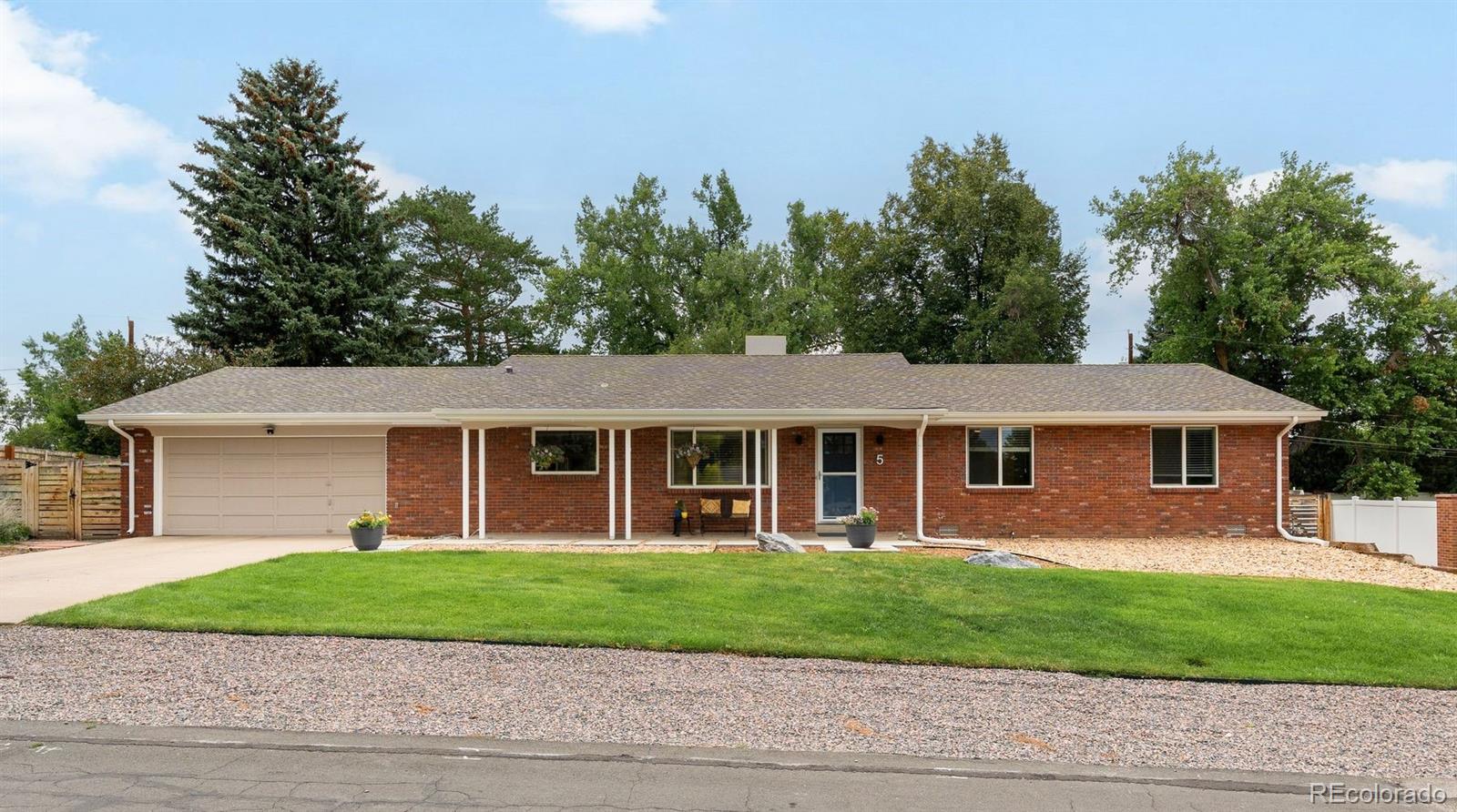 MLS Image #28 for 5  circle drive,denver, Colorado