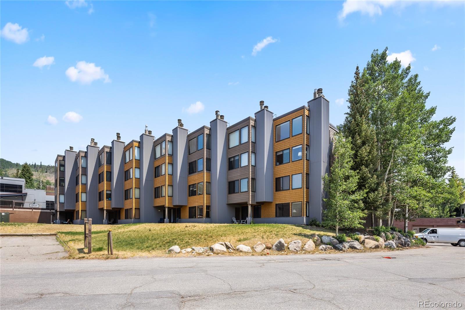 MLS Image #12 for 166  argentine court,dillon, Colorado