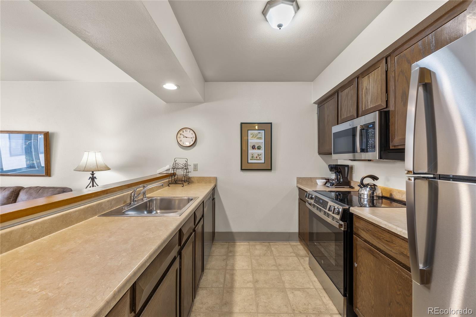 MLS Image #6 for 166  argentine court,dillon, Colorado