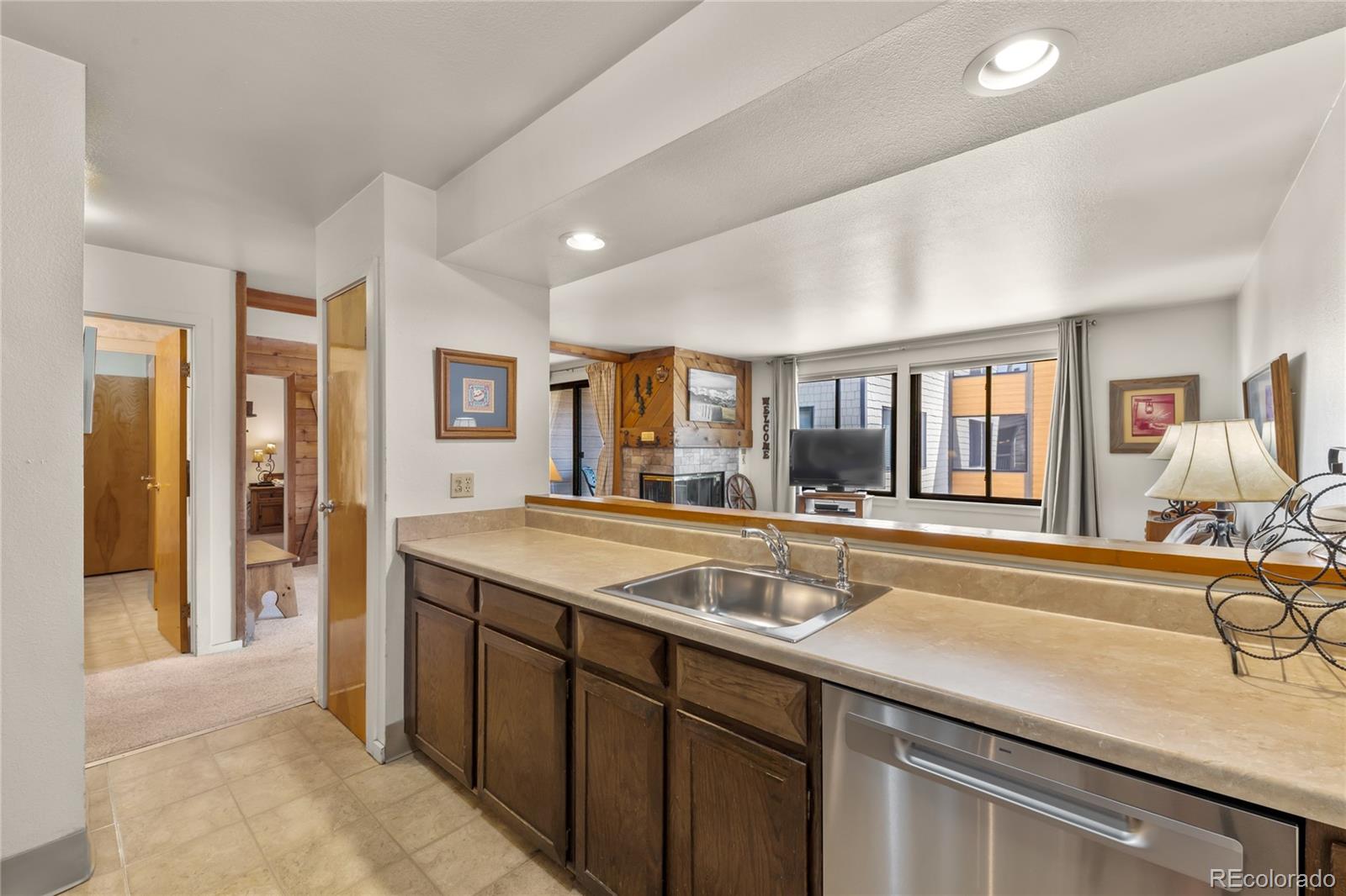 MLS Image #8 for 166  argentine court,dillon, Colorado