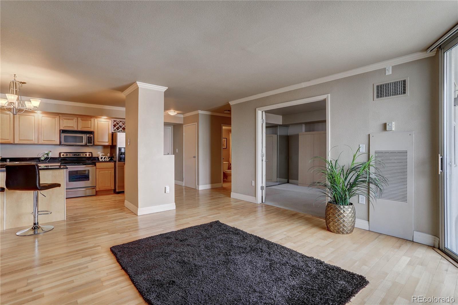 MLS Image #6 for 601 w 11th avenue,denver, Colorado