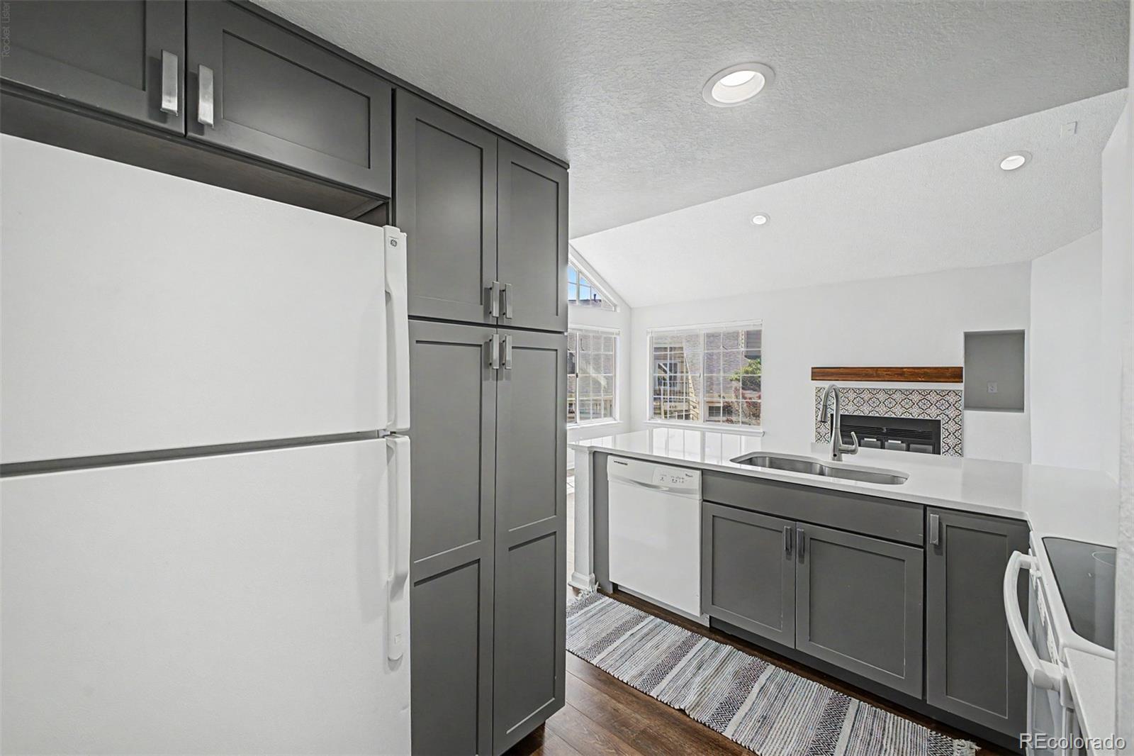 MLS Image #13 for 4883  white rock circle,boulder, Colorado