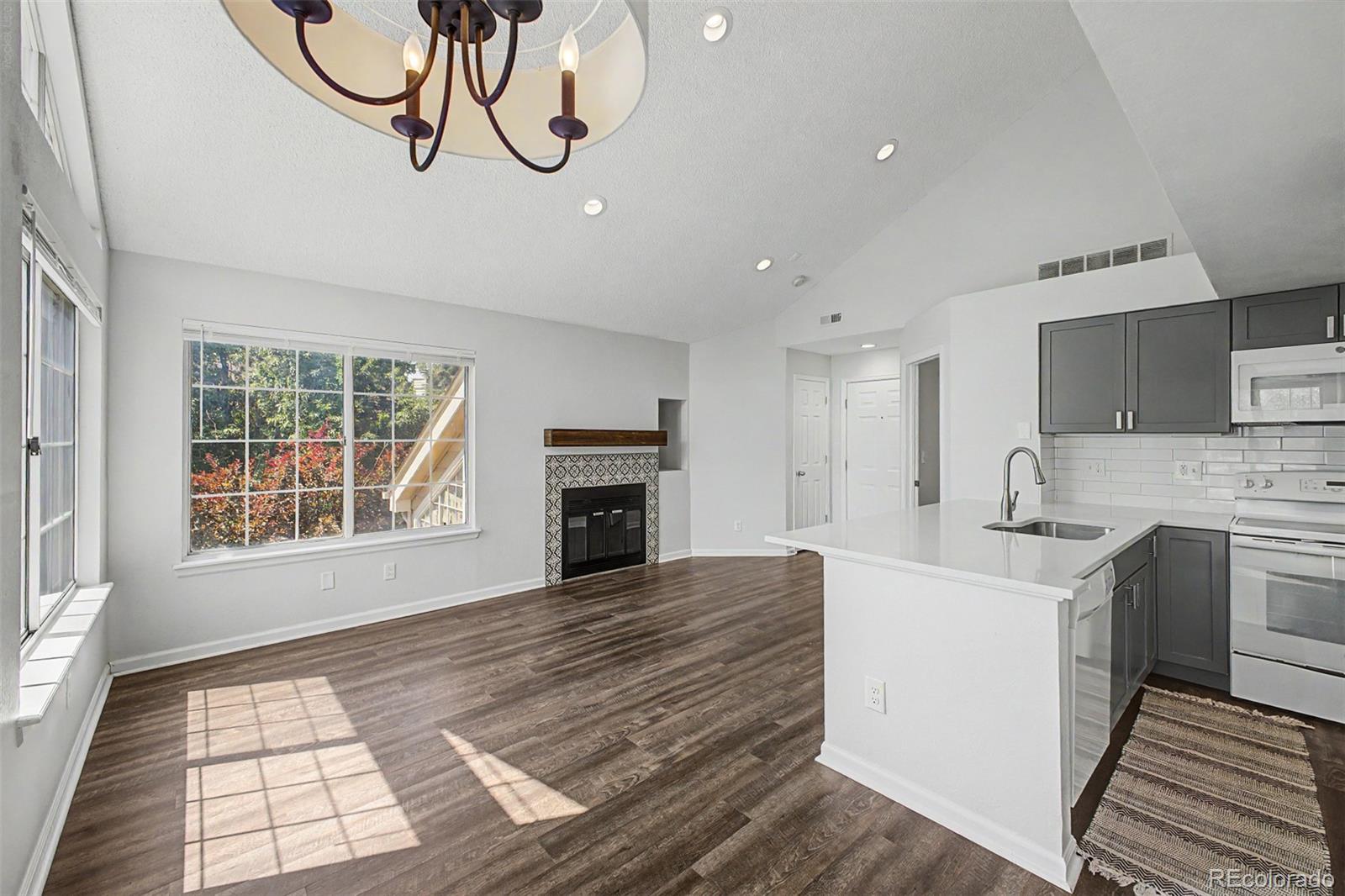 MLS Image #9 for 4883  white rock circle,boulder, Colorado