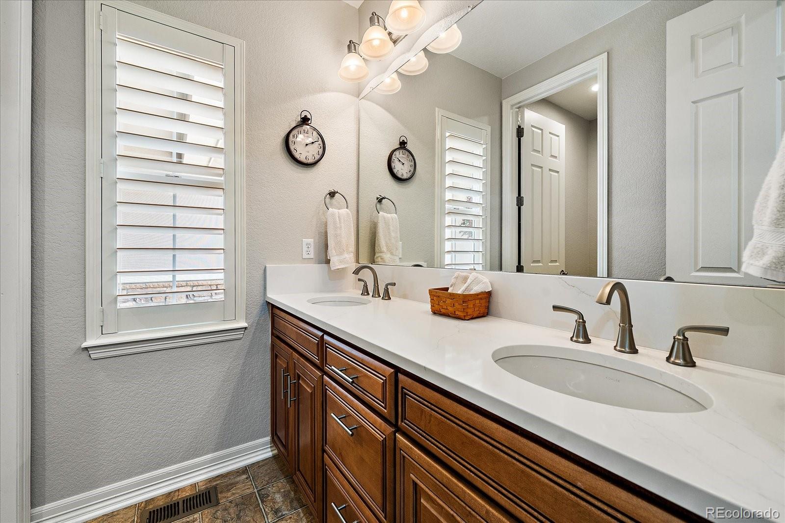 MLS Image #18 for 7560 s eaton park way,aurora, Colorado