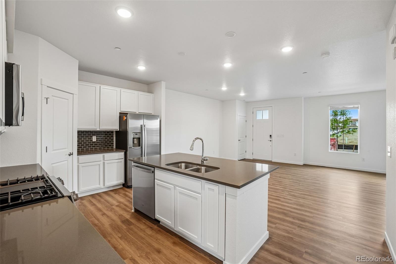 MLS Image #11 for 1810  parade street,erie, Colorado