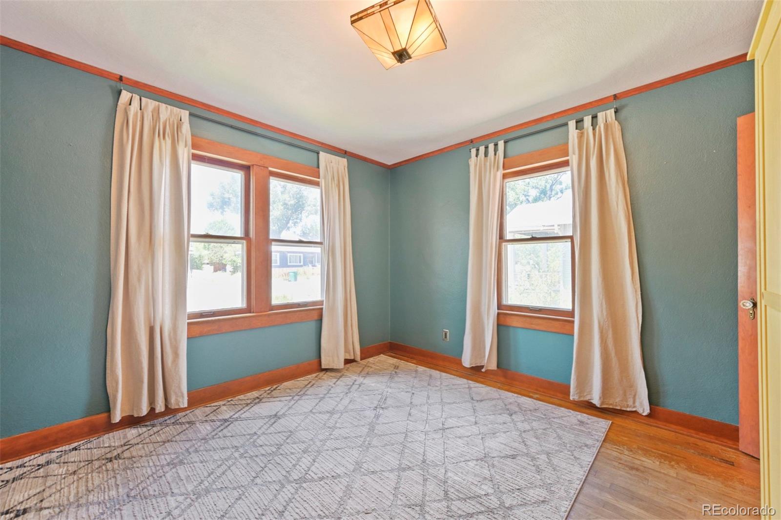 MLS Image #12 for 521 n hancock avenue,colorado springs, Colorado