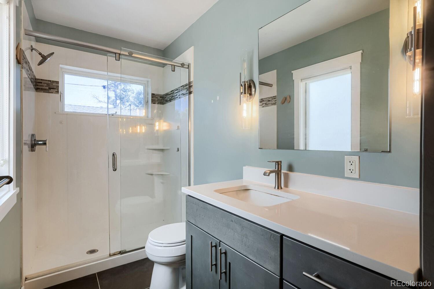 MLS Image #13 for 1354  elm street,denver, Colorado