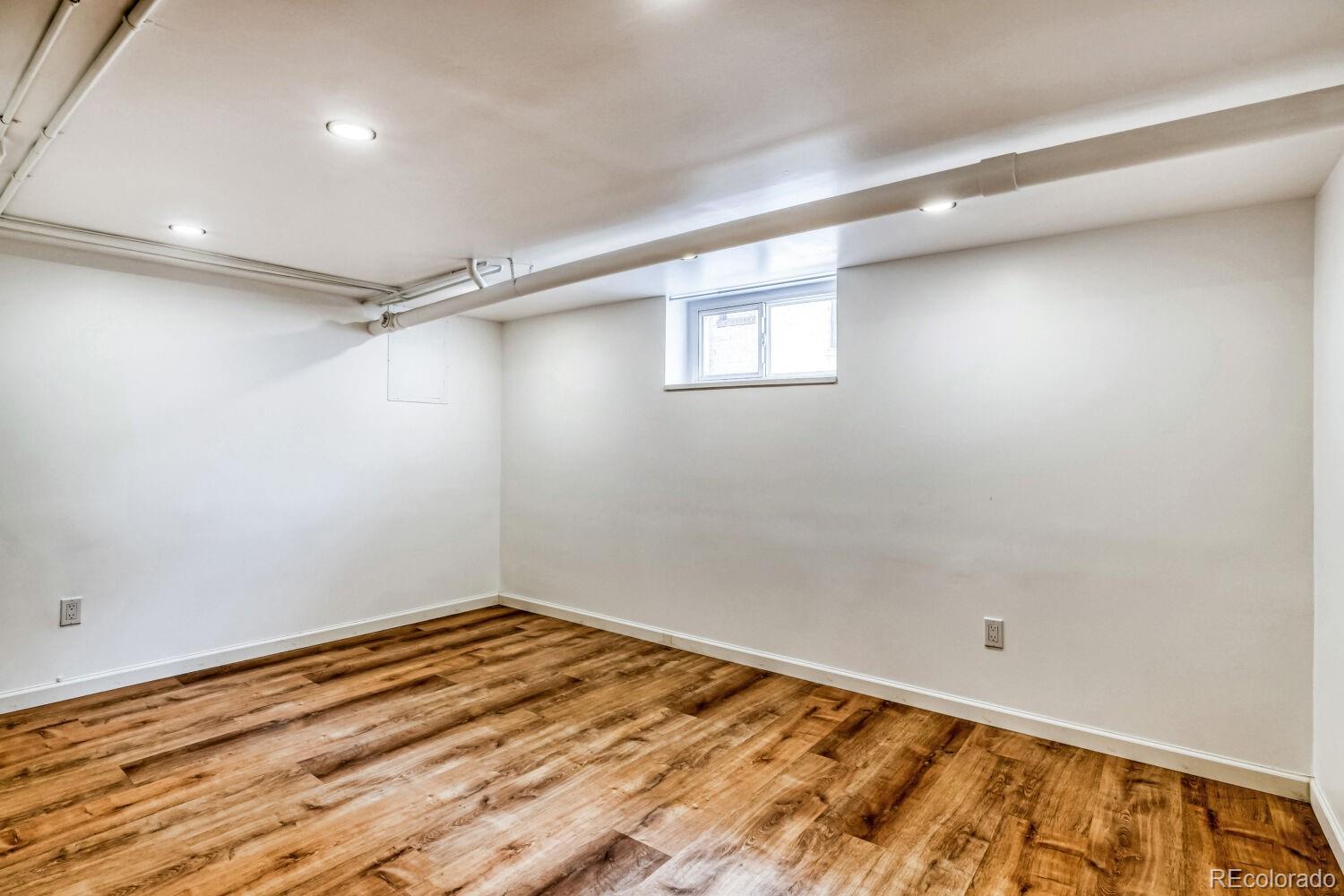 MLS Image #19 for 1354  elm street,denver, Colorado