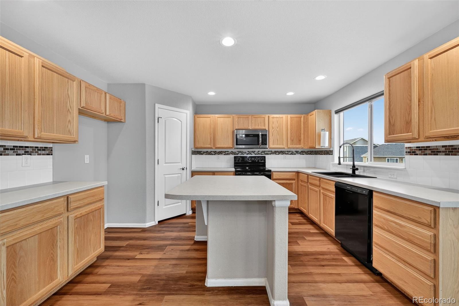 MLS Image #5 for 1616  104th avenue place,greeley, Colorado