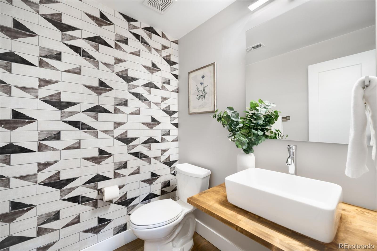 MLS Image #15 for 2142 n lowell boulevard,denver, Colorado