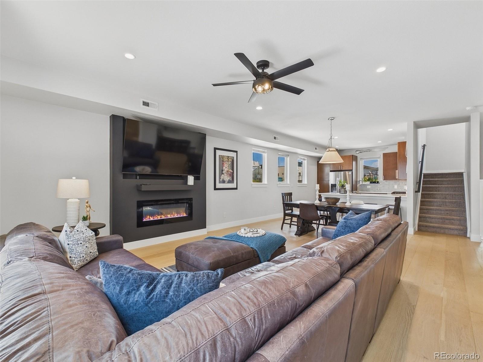 MLS Image #11 for 3541 s emerson street,englewood, Colorado