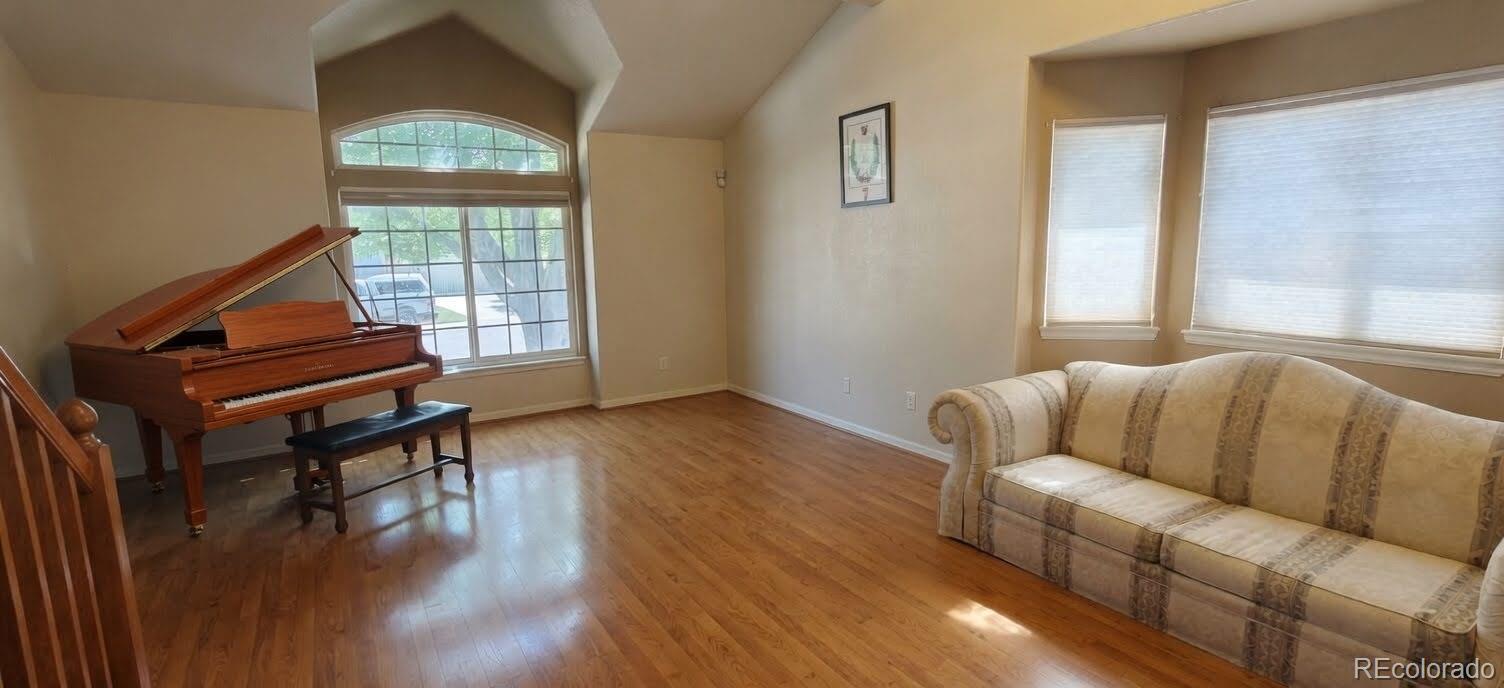 MLS Image #2 for 4016 s kirk court,aurora, Colorado