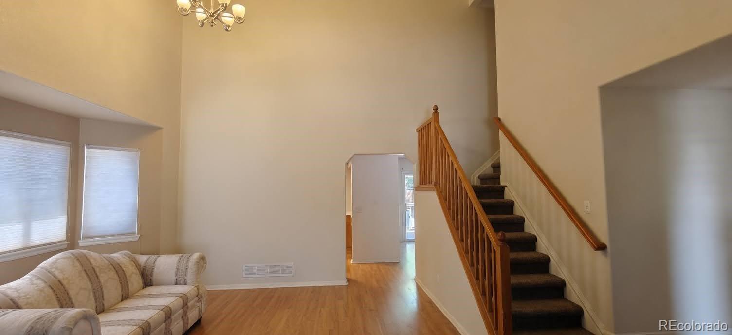 MLS Image #3 for 4016 s kirk court,aurora, Colorado