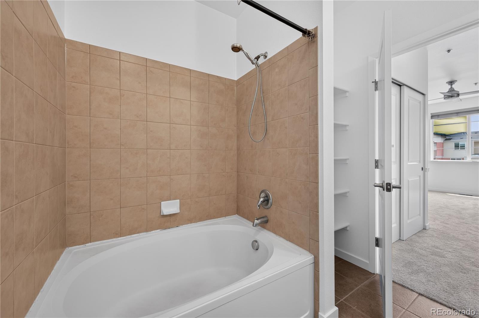 MLS Image #14 for 4100  albion street,denver, Colorado
