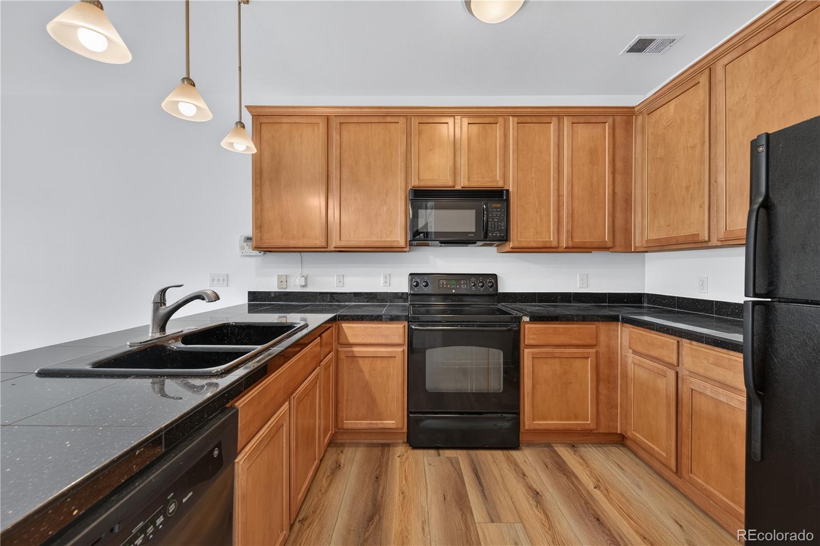 MLS Image #6 for 4100  albion street,denver, Colorado