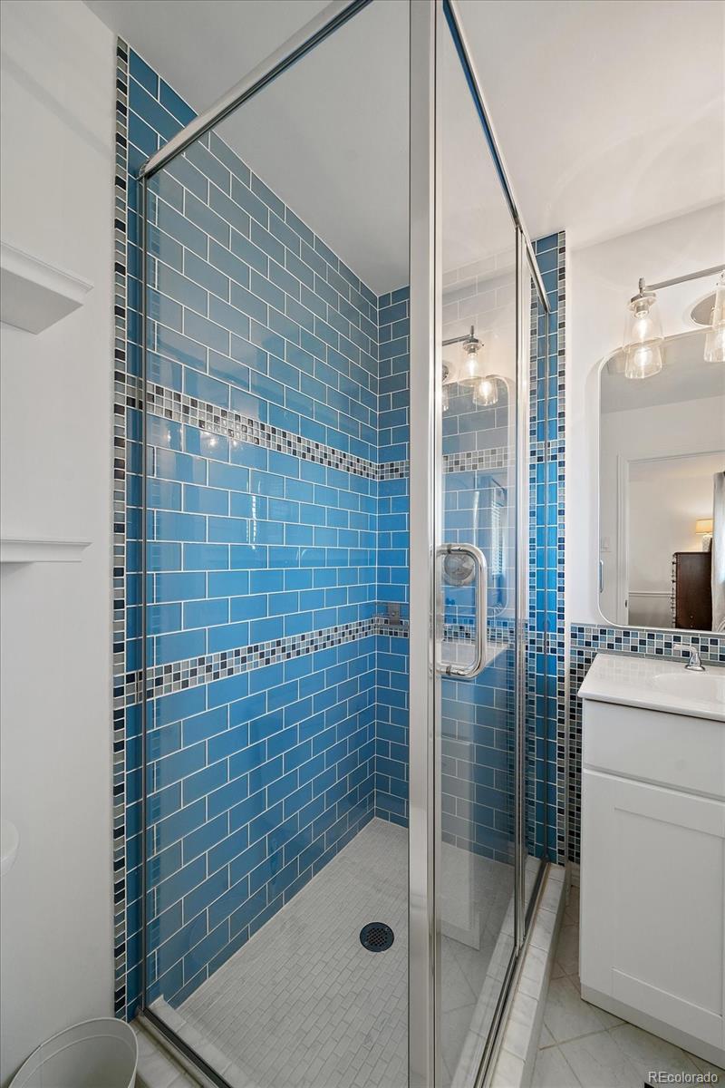 MLS Image #14 for 8244 e kenyon drive,denver, Colorado