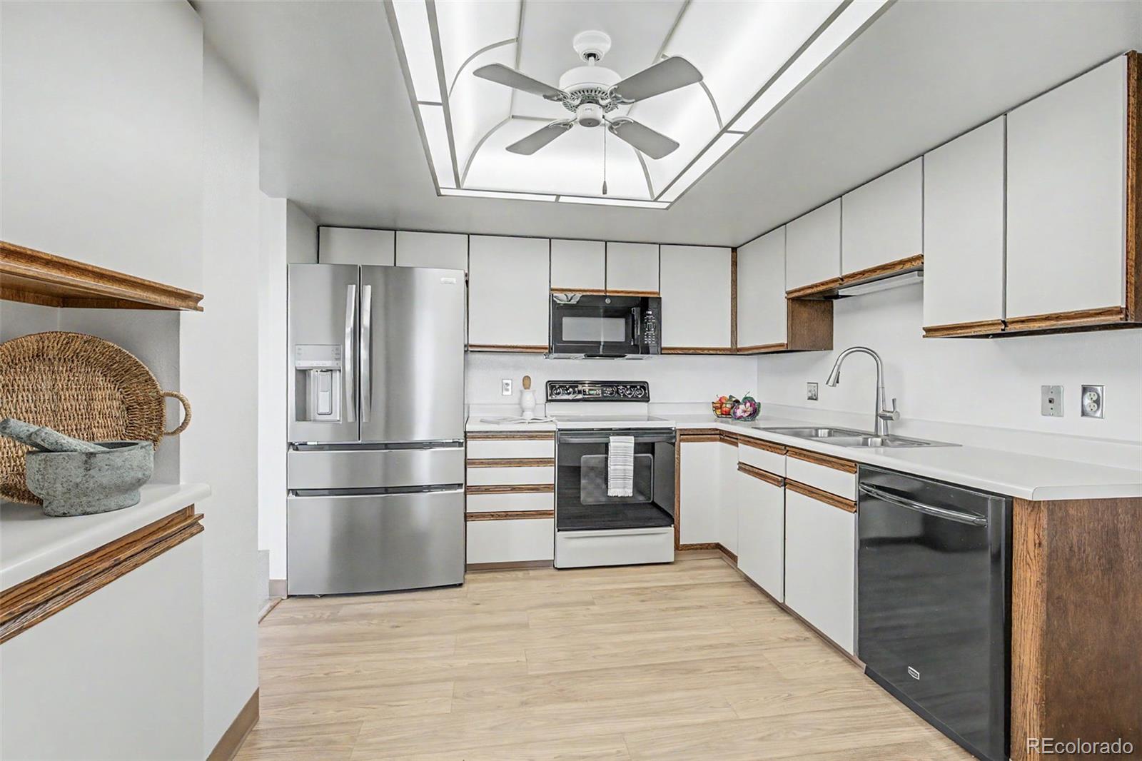 MLS Image #13 for 13850 e marina drive 101,aurora, Colorado