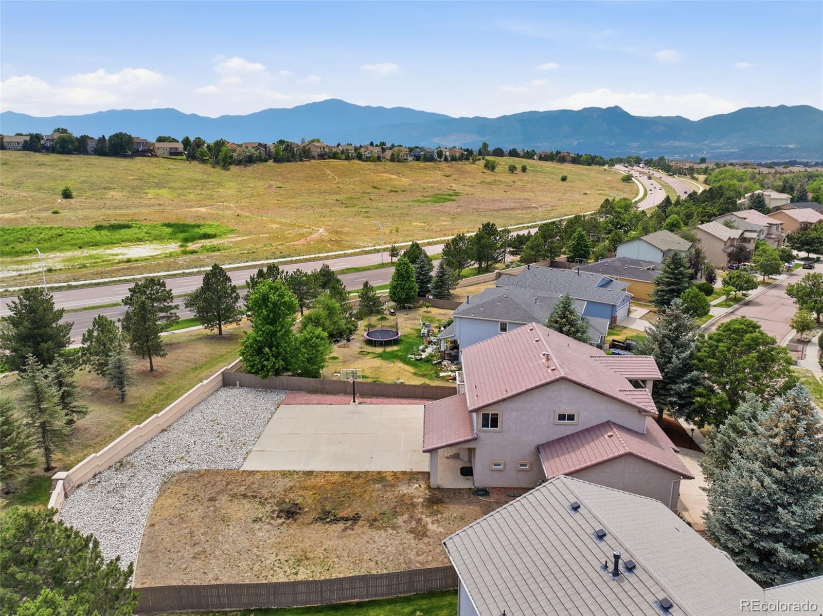 MLS Image #38 for 3335  hollycrest drive,colorado springs, Colorado