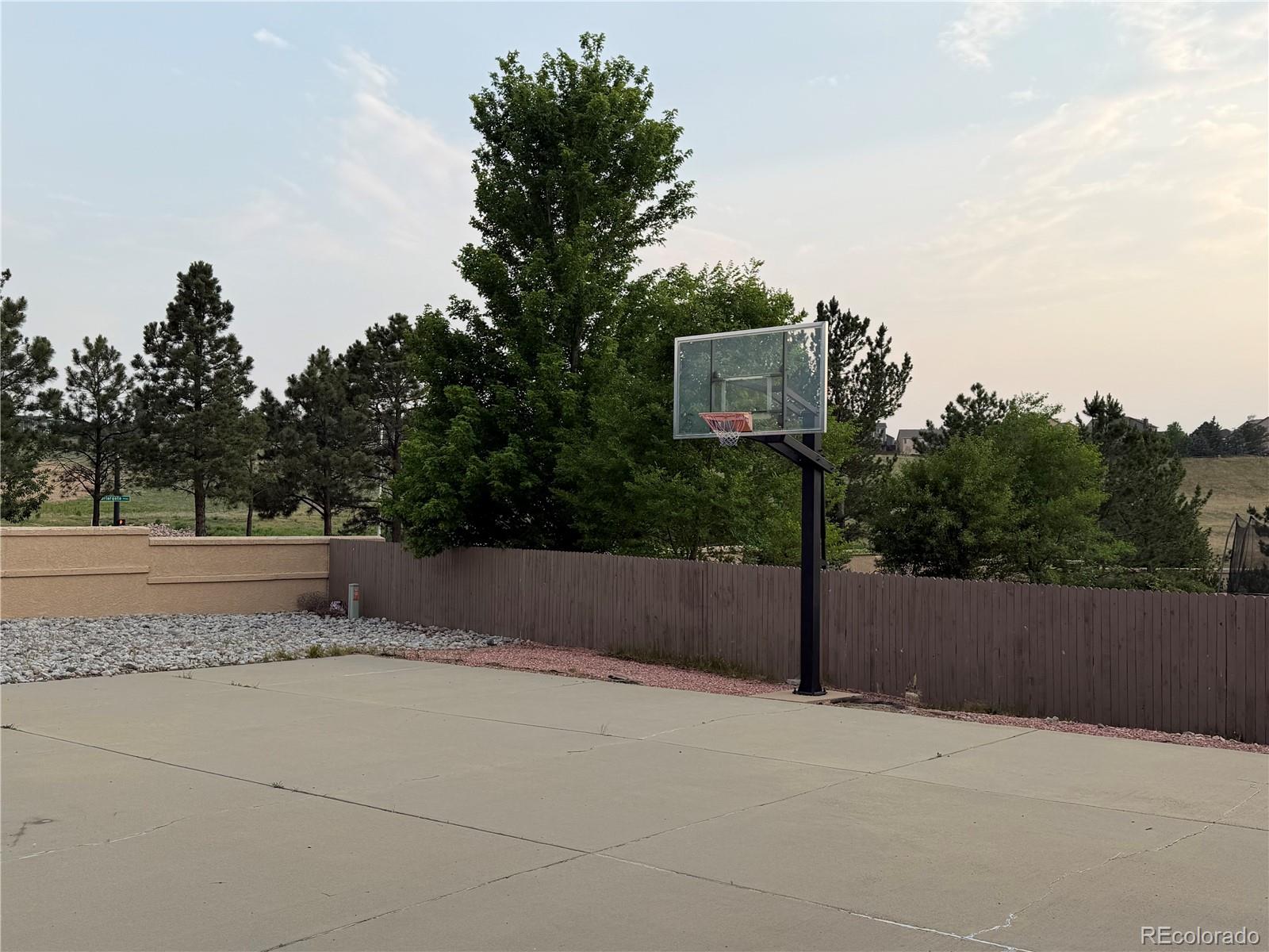 MLS Image #8 for 3335  hollycrest drive,colorado springs, Colorado