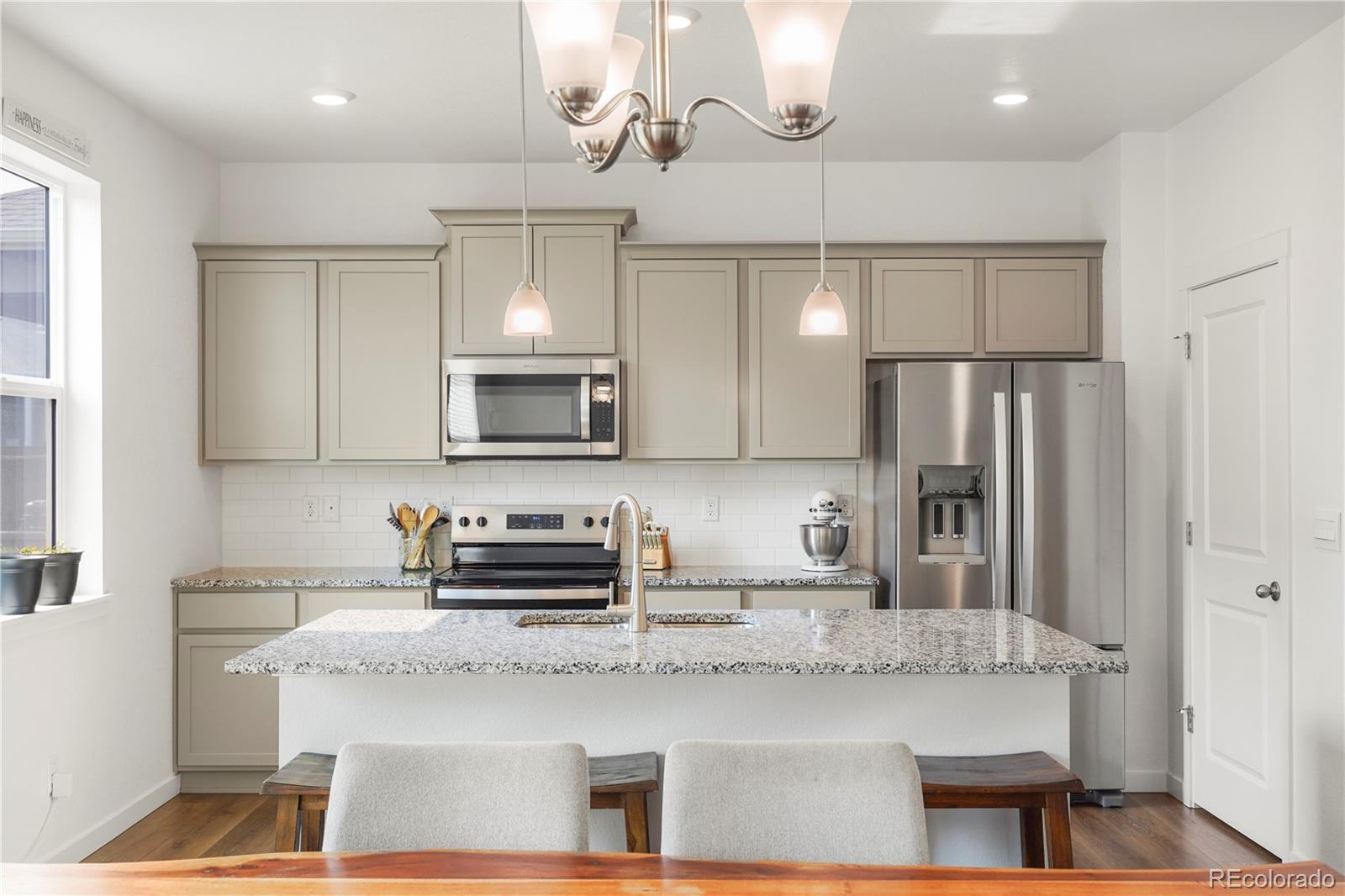 MLS Image #9 for 9936  ceylon court,commerce city, Colorado