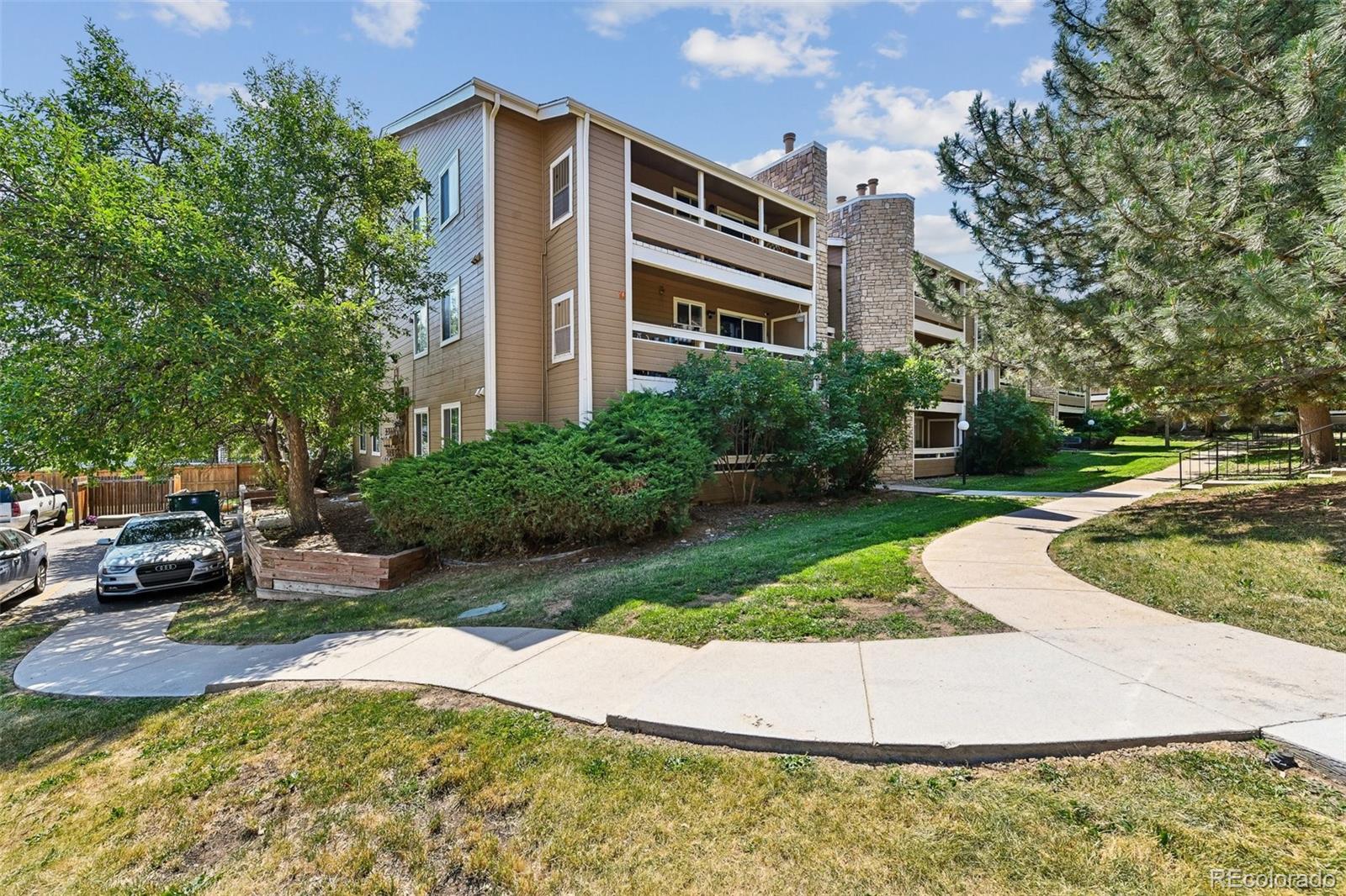 MLS Image #20 for 1075 s elkhart way,aurora, Colorado