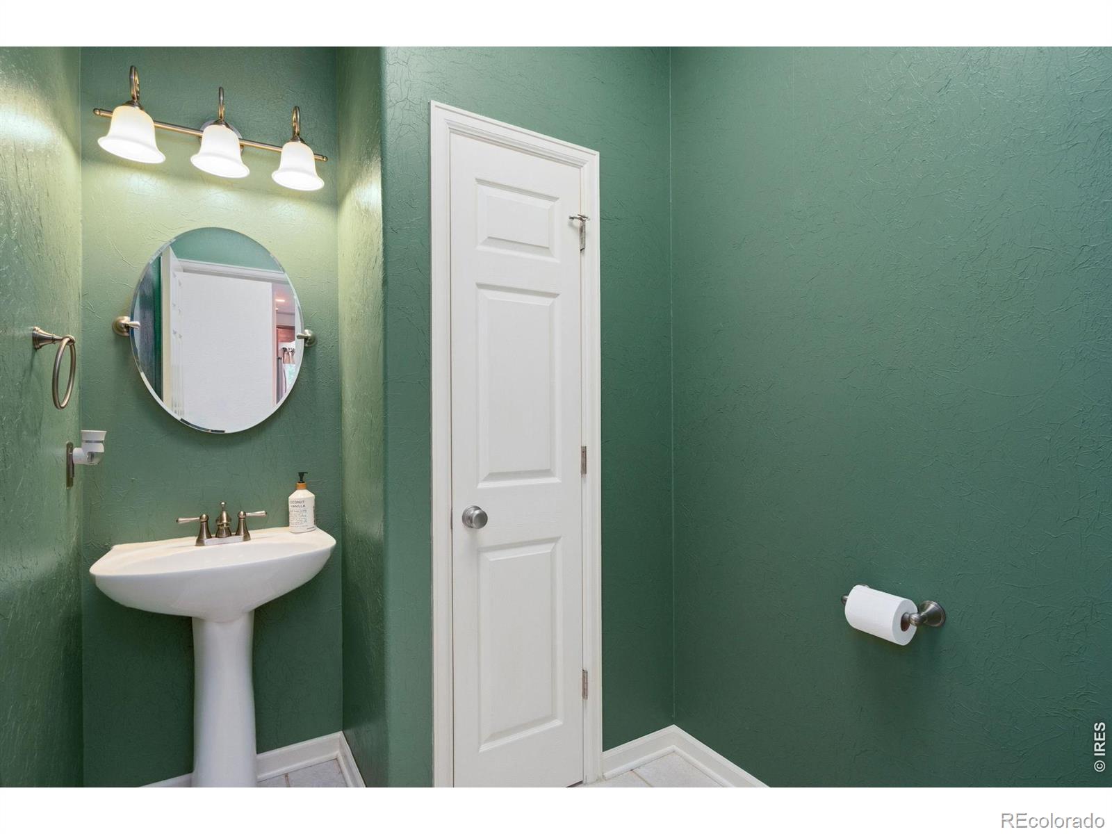 MLS Image #16 for 2014  mainsail drive,fort collins, Colorado