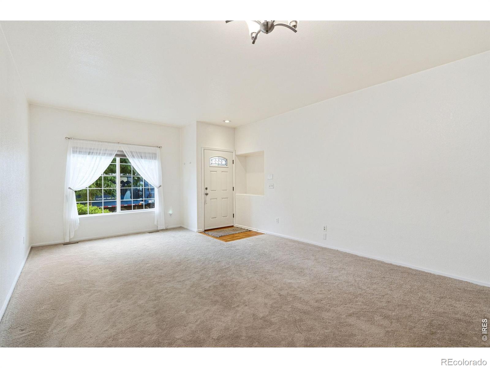MLS Image #4 for 2014  mainsail drive,fort collins, Colorado