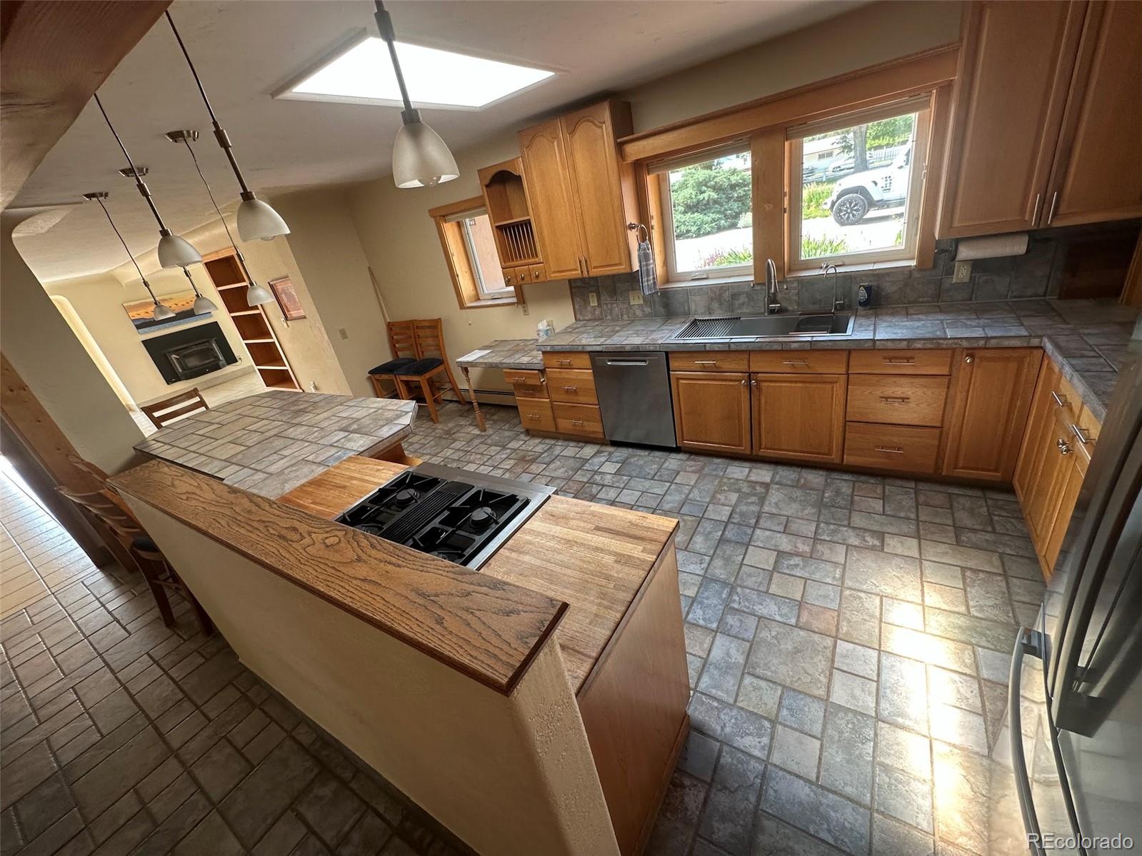 MLS Image #6 for 1207  lincoln street,alamosa, Colorado