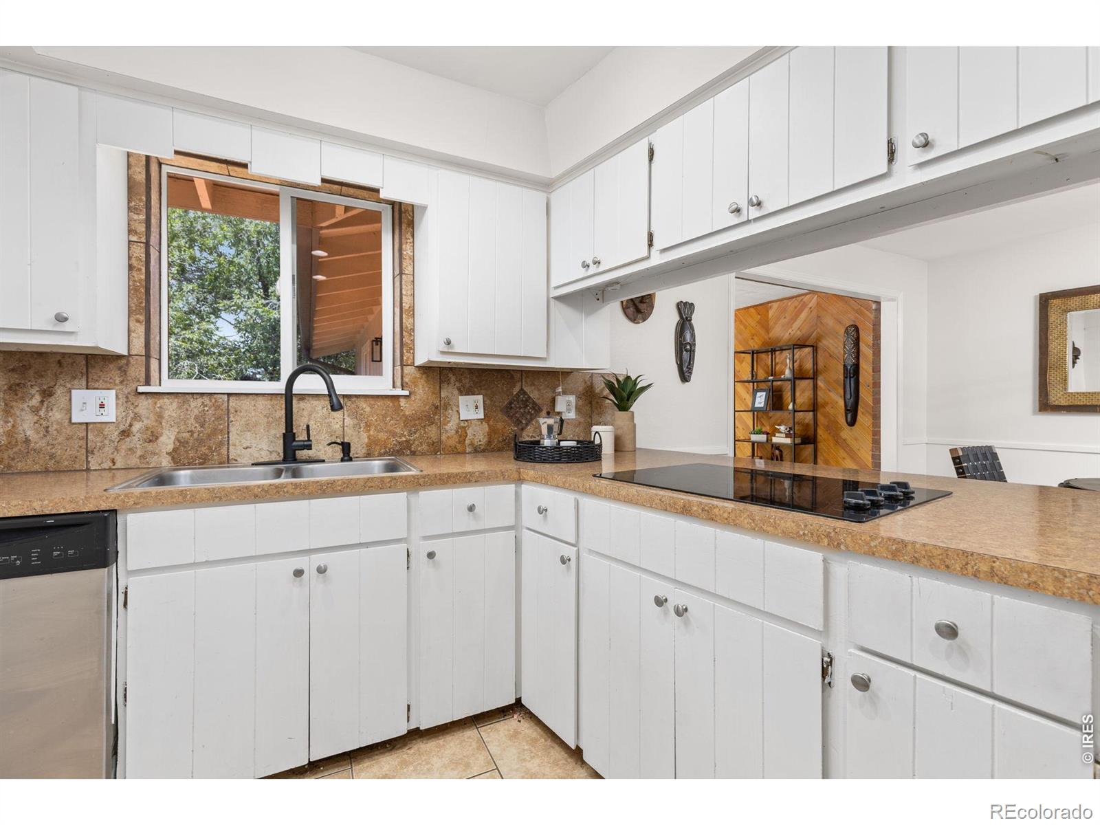 MLS Image #10 for 2807  lakecrest place,loveland, Colorado
