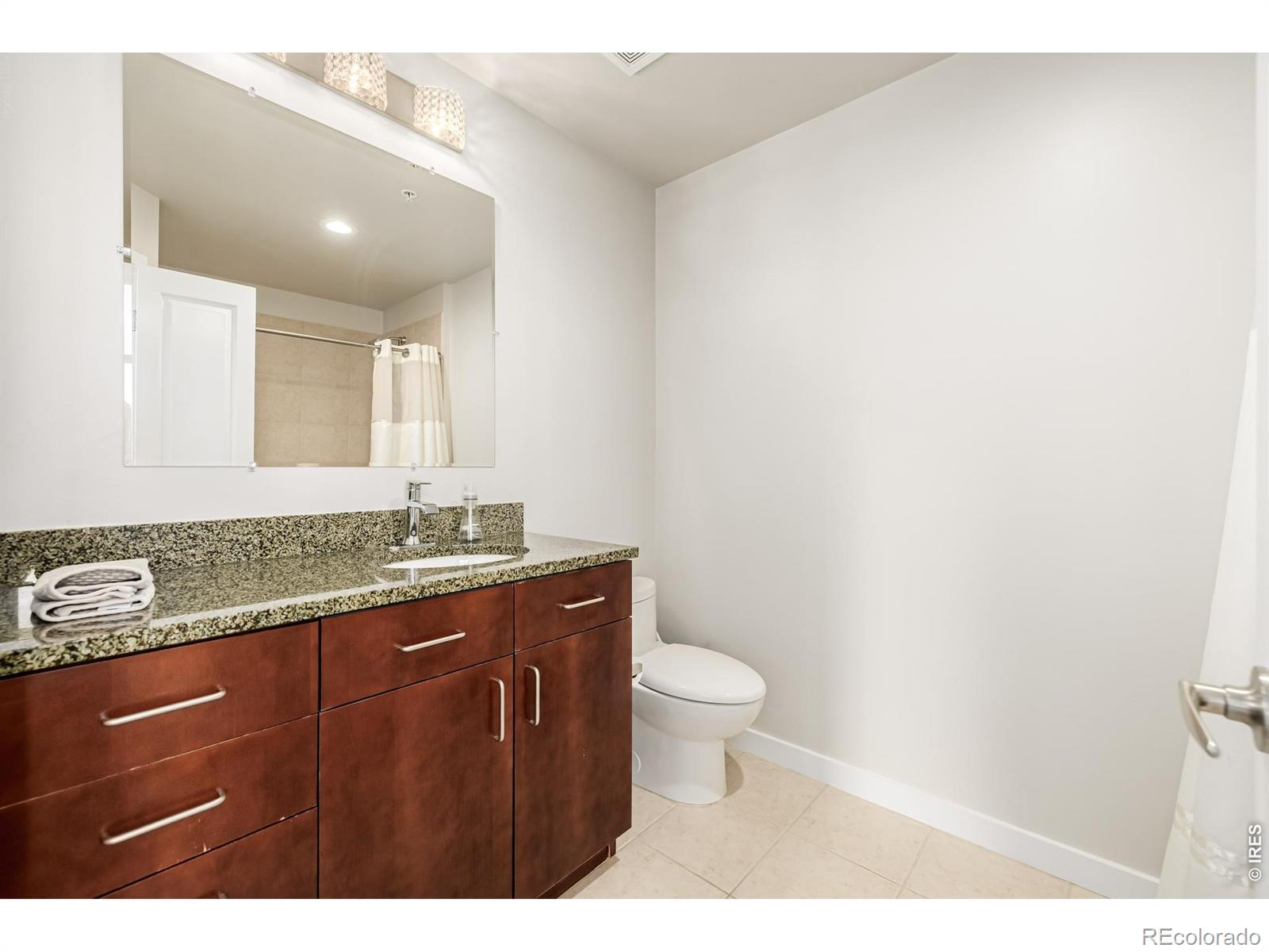 MLS Image #11 for 1700  bassett street,denver, Colorado