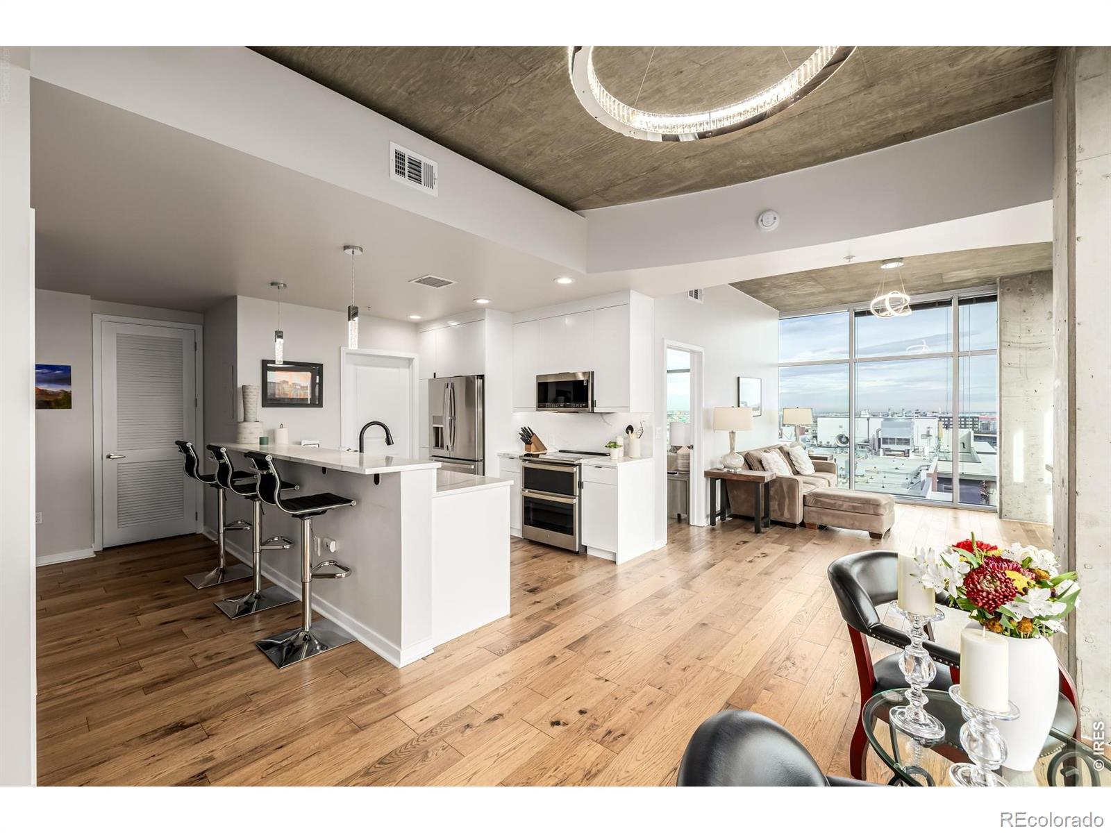 MLS Image #6 for 1700  bassett street,denver, Colorado