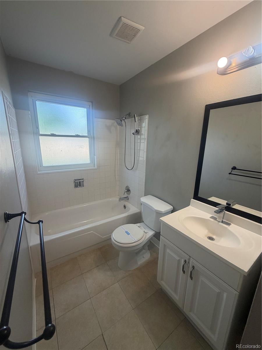 MLS Image #14 for 5559  potomac way,denver, Colorado