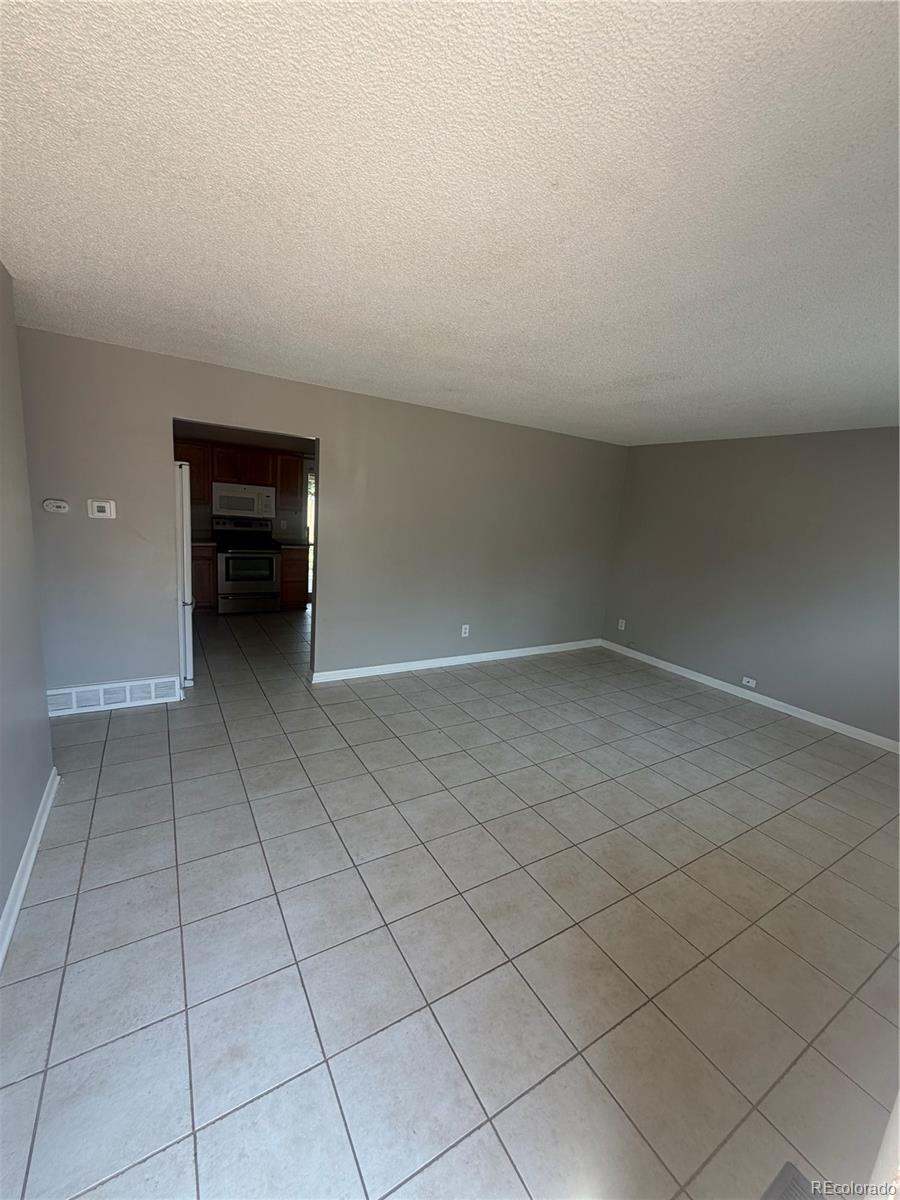 MLS Image #2 for 5559  potomac way,denver, Colorado