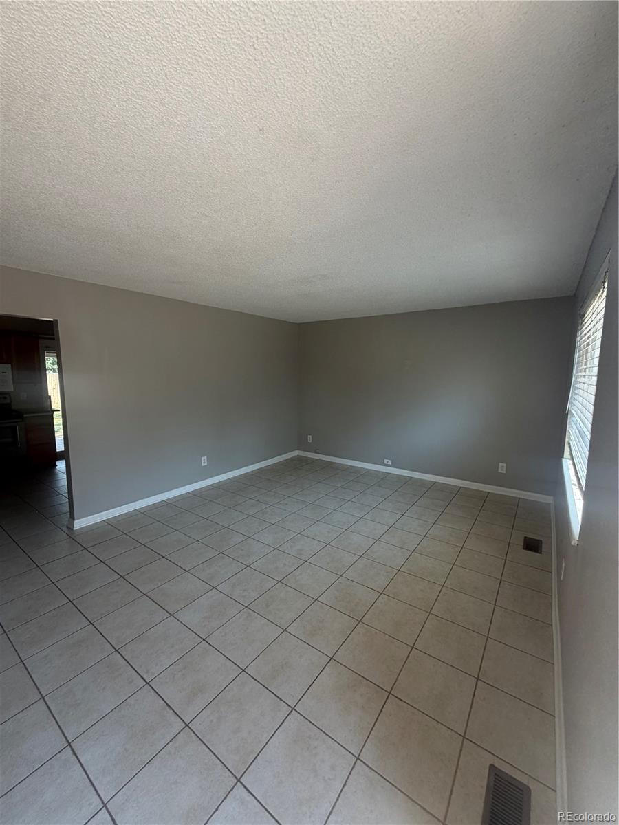 MLS Image #3 for 5559  potomac way,denver, Colorado