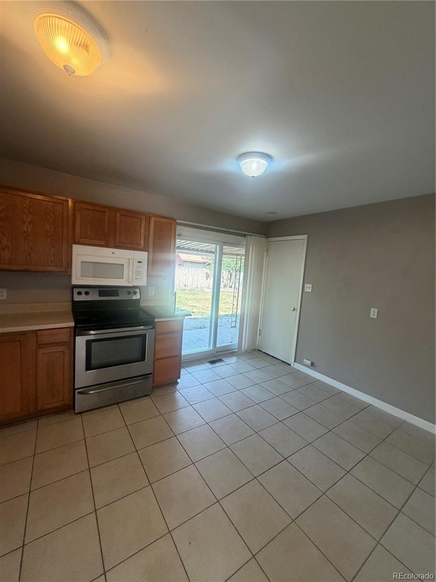 MLS Image #5 for 5559  potomac way,denver, Colorado