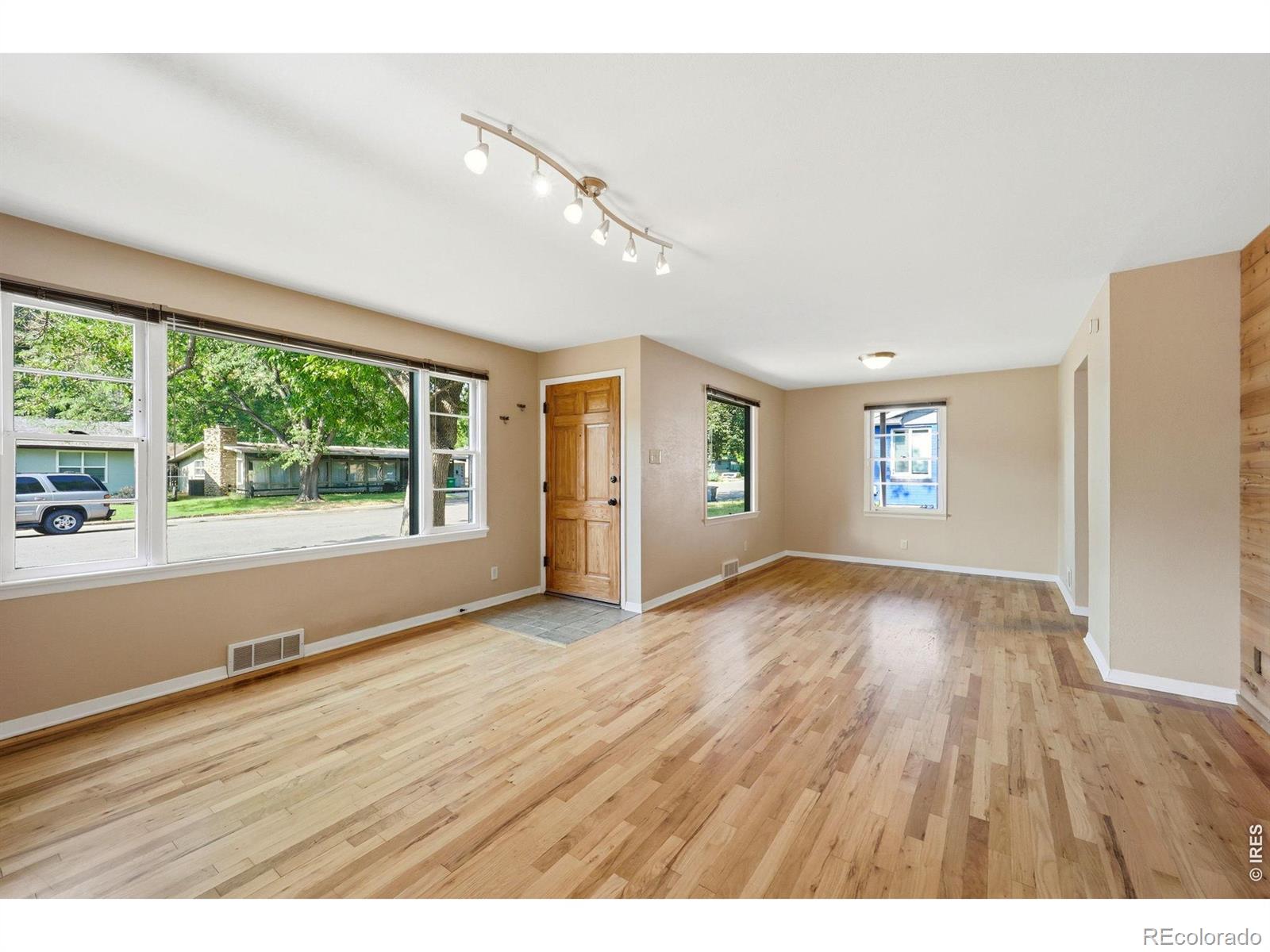 MLS Image #4 for 1504  westview avenue,fort collins, Colorado