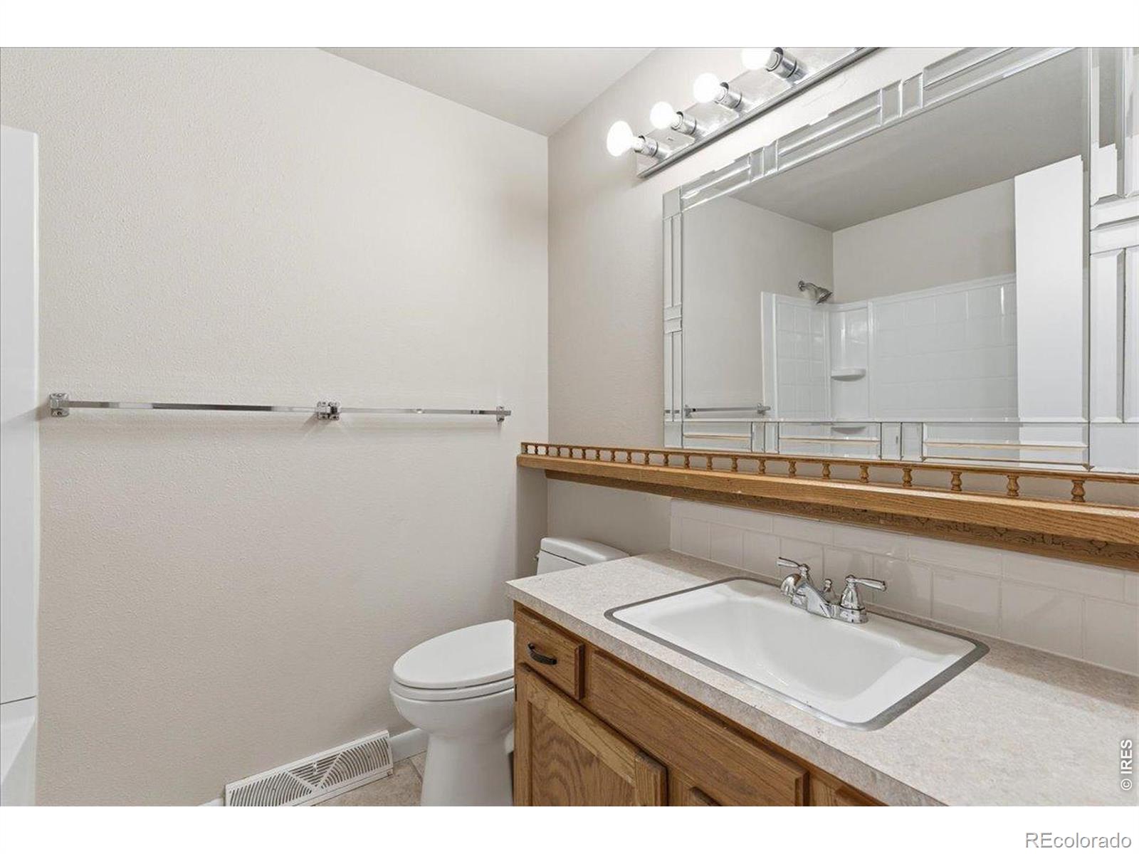 MLS Image #11 for 2125  26th ave ct,greeley, Colorado