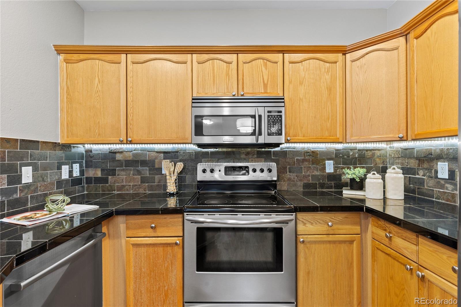 MLS Image #3 for 7445 s alkire street,littleton, Colorado