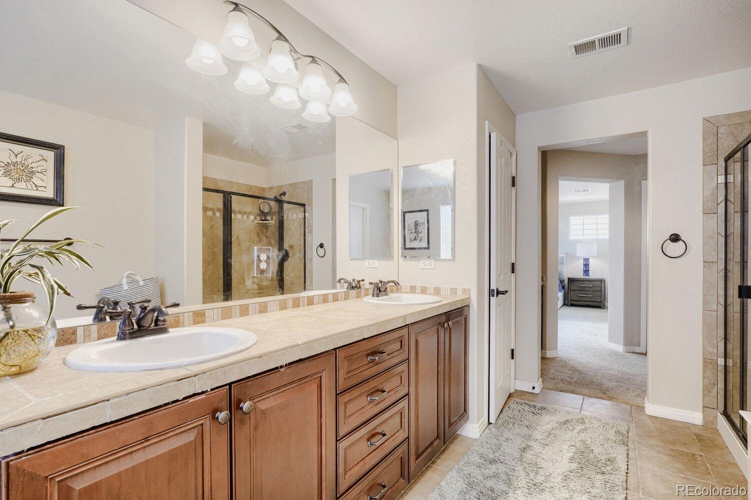 MLS Image #15 for 25332 e indore drive,aurora, Colorado