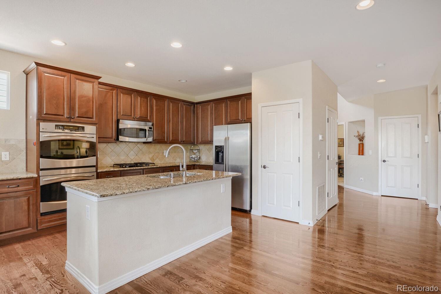 MLS Image #7 for 25332 e indore drive,aurora, Colorado