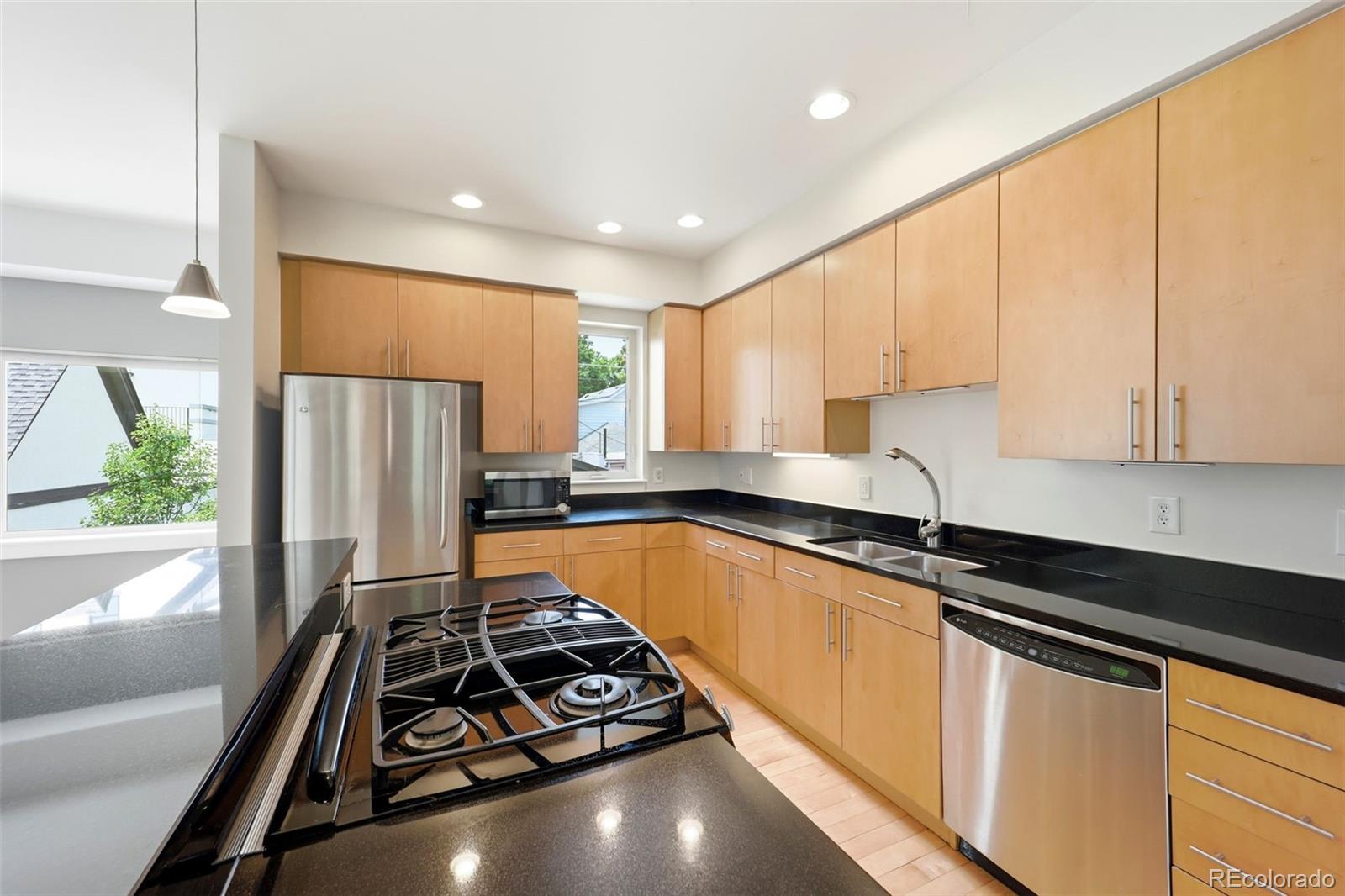 MLS Image #13 for 1743 w 33 avenue,denver, Colorado
