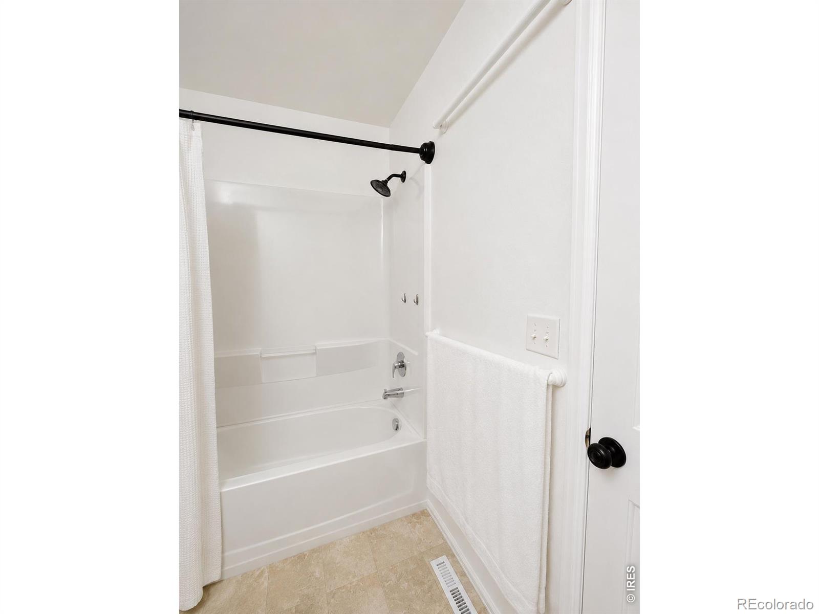 MLS Image #17 for 508 e 29th st dr,greeley, Colorado