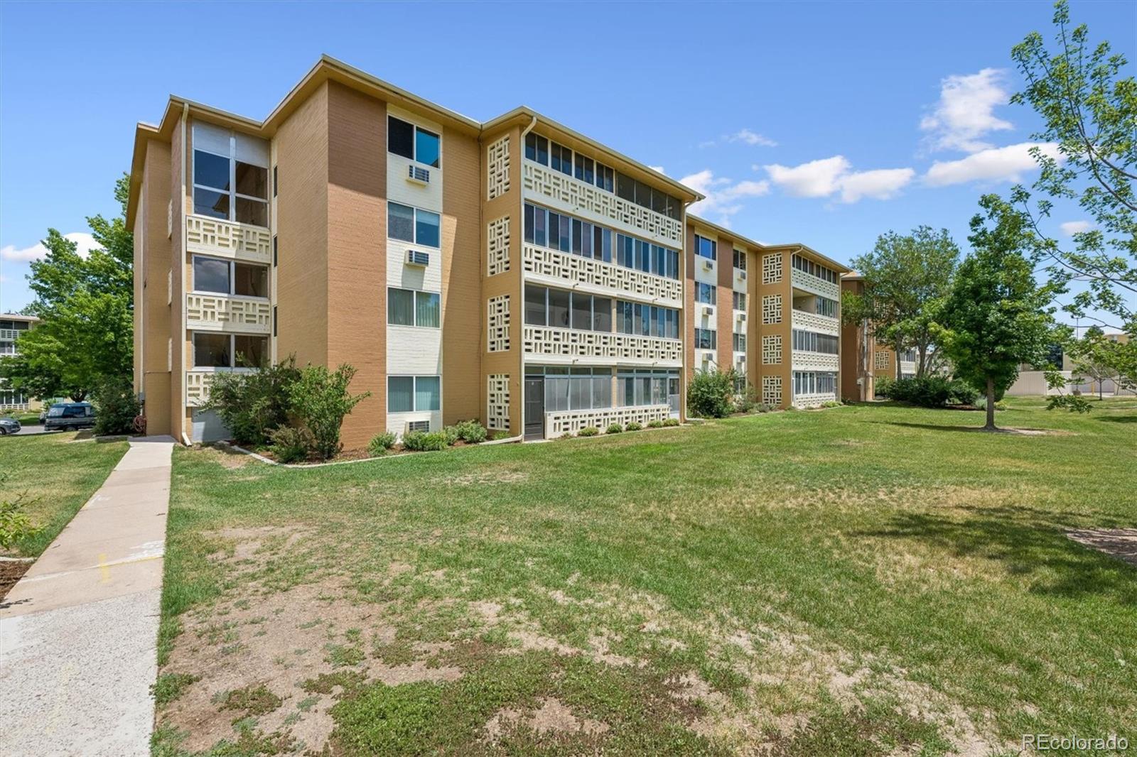 MLS Image #14 for 665 s alton way,denver, Colorado