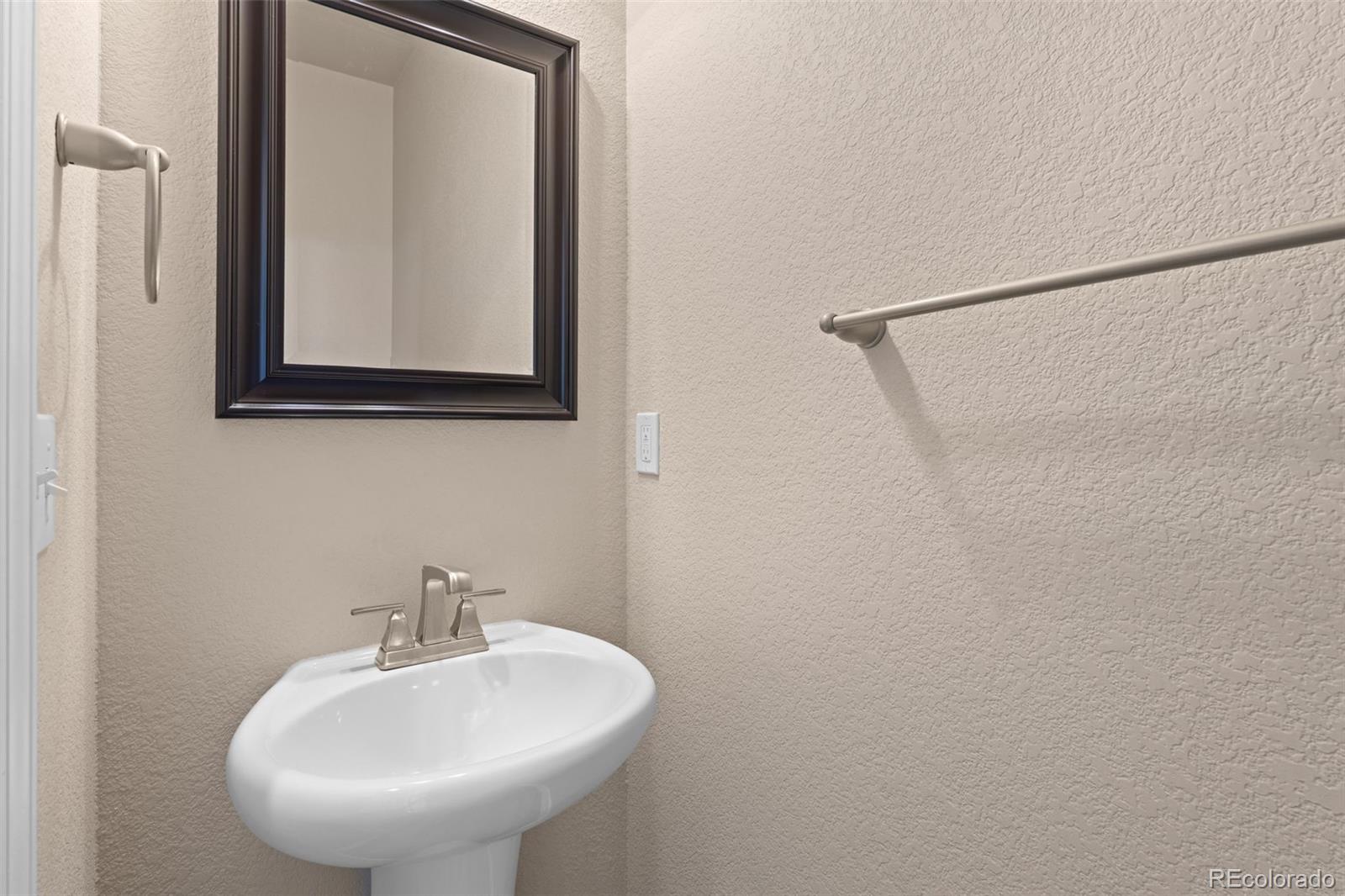 MLS Image #10 for 1520  york road,colorado springs, Colorado