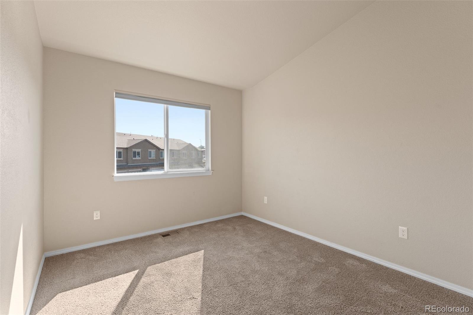 MLS Image #12 for 1520  york road,colorado springs, Colorado